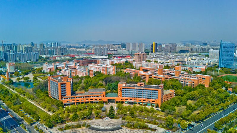 电子元件安装视频教程：掌握正确步骤，提升焊接质量