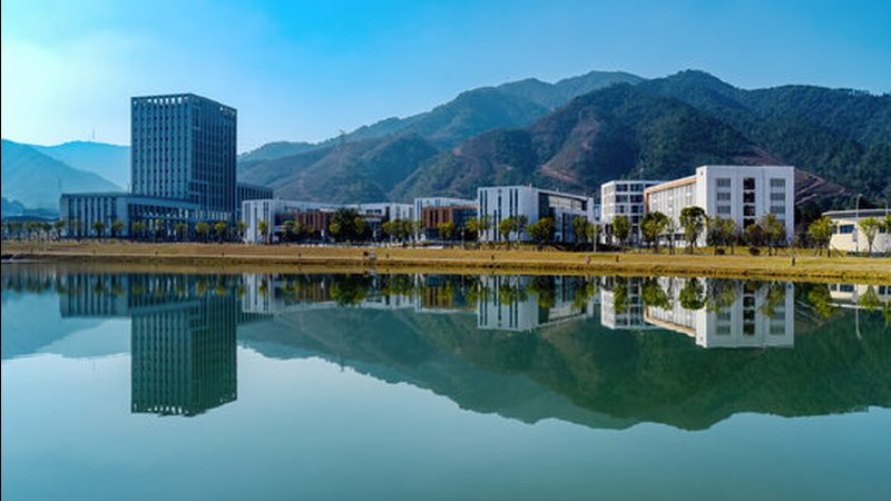 电子元器件的检测方法主要包括以下几种：